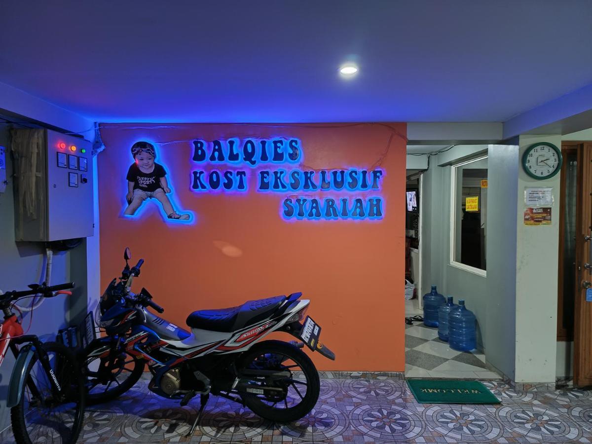 Balqies Syariah Mitra Reddoorz Hotel Makassar