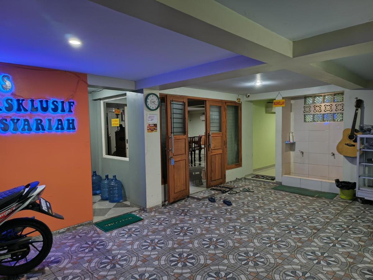 Balqies Syariah Mitra Reddoorz Hotel Makassar