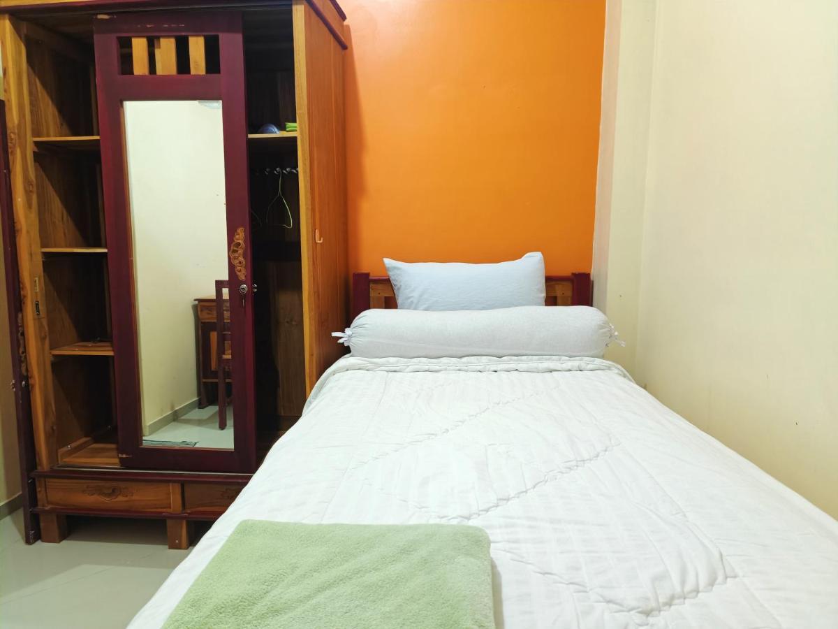 Balqies Syariah Mitra Reddoorz 2* Makassar